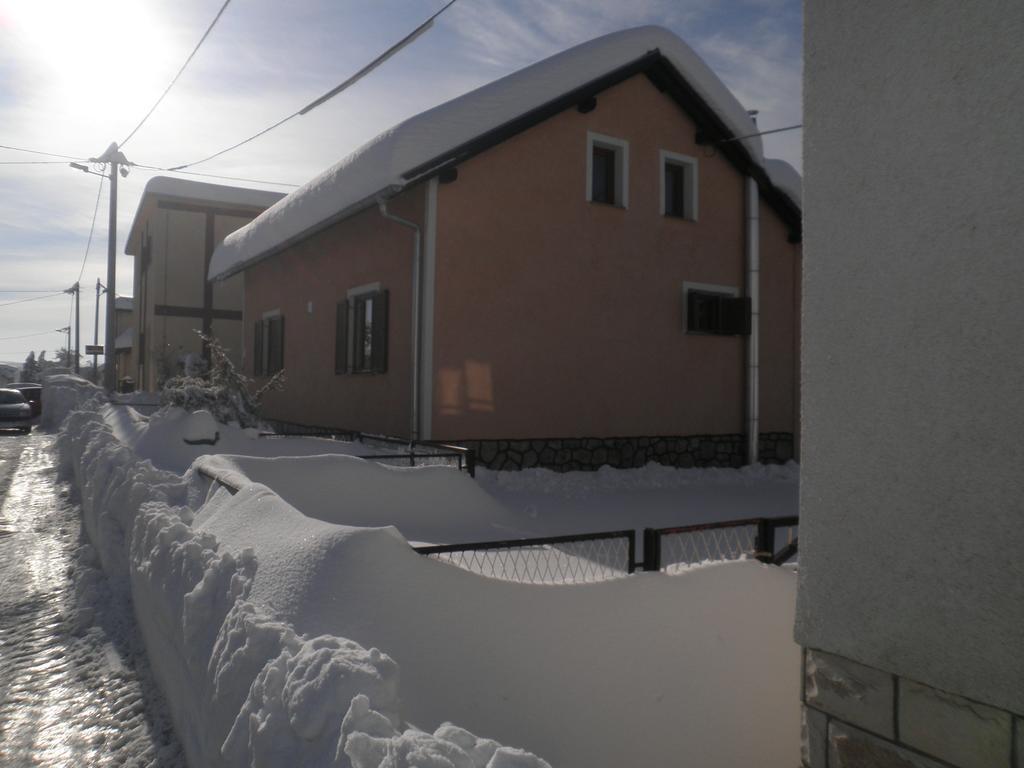 Apartment Tomasevic Slunj Exteriör bild