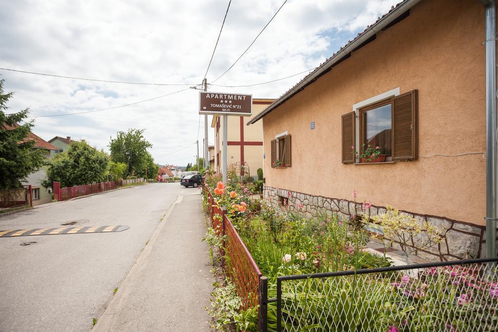 Apartment Tomasevic Slunj Exteriör bild